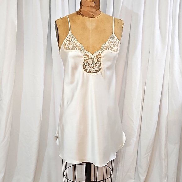 NWT VINTAGE Victoria's Secret chemise Union Label also - Picture 5 of 14